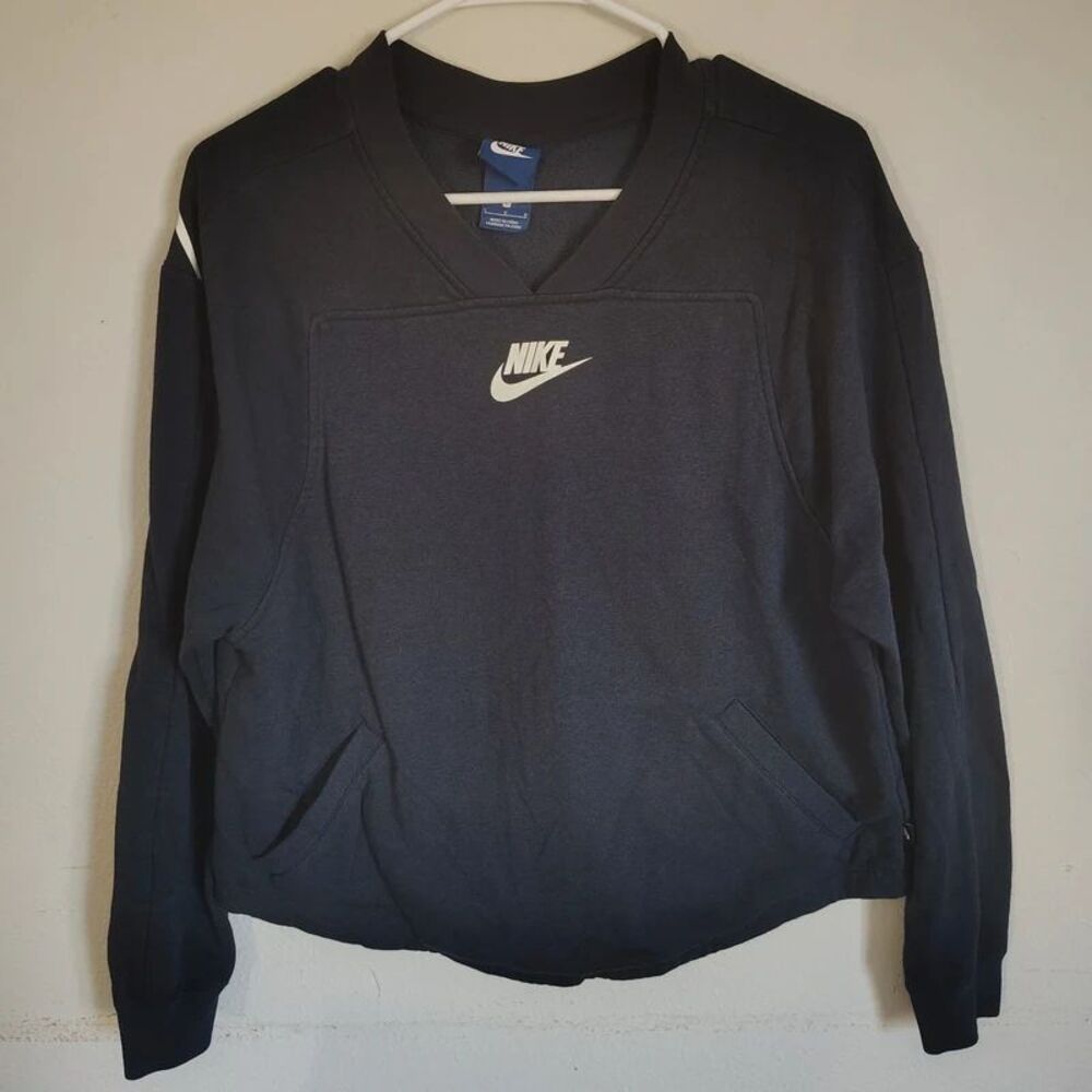 Vintage Nike Navy Blue Women's Back Logo Sweatshirt Size L with Blue tags